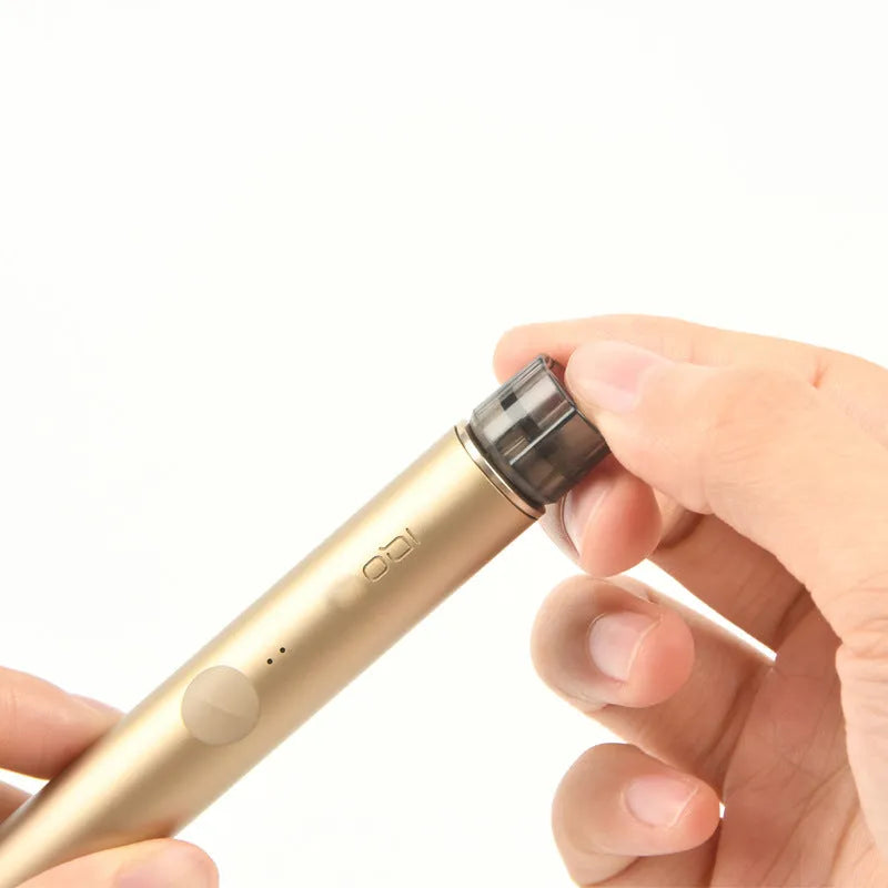 IQO LUMA cigarette holder cap with dismantlement tool for ILUMA Prime, metal construction, colourful circle design