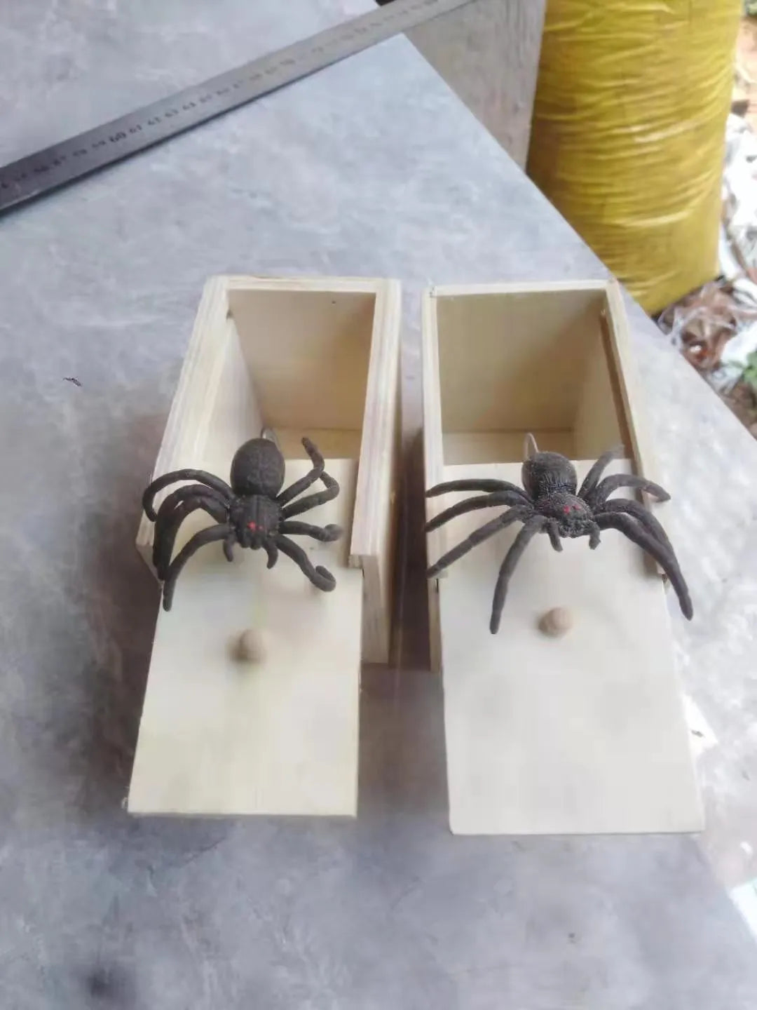 Small camellia wood trick box with spider prank for youth