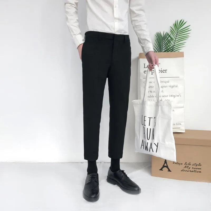 Men's straight-leg cotton trousers with drawstring waist in black, grey and khaki colours