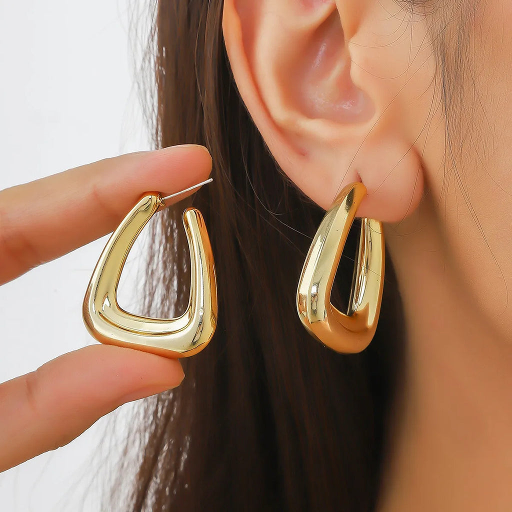 Acrylic geometric water drop earrings with electroplated glossy finish, simple style