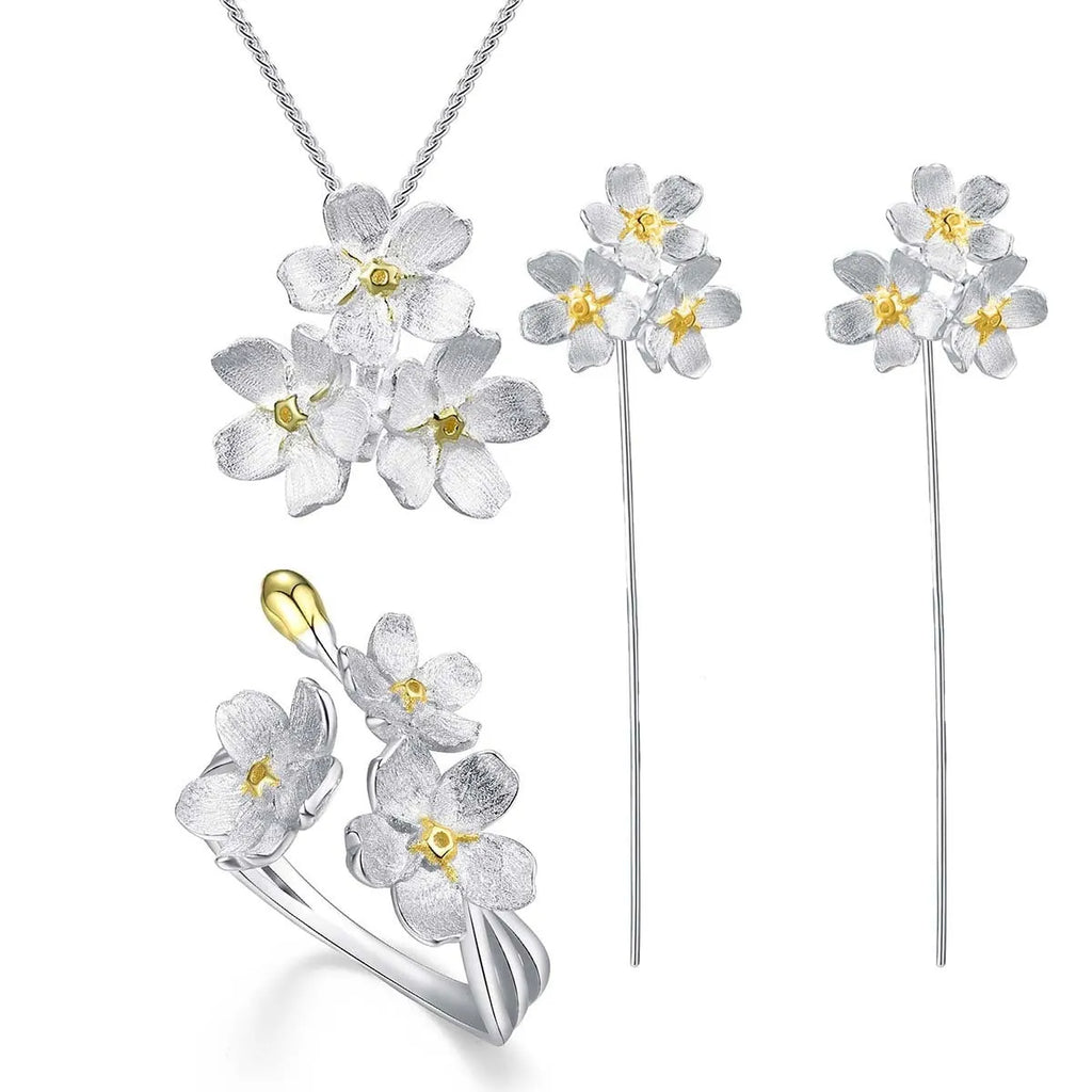 Sterling silver Myosotis Sylvatica floral pendant in pastoral style with hand-designed details