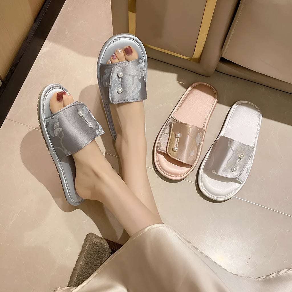 Casual blue slippers with non-slip TPR sole, soft bottom, and breathable upper for outdoor beach wear