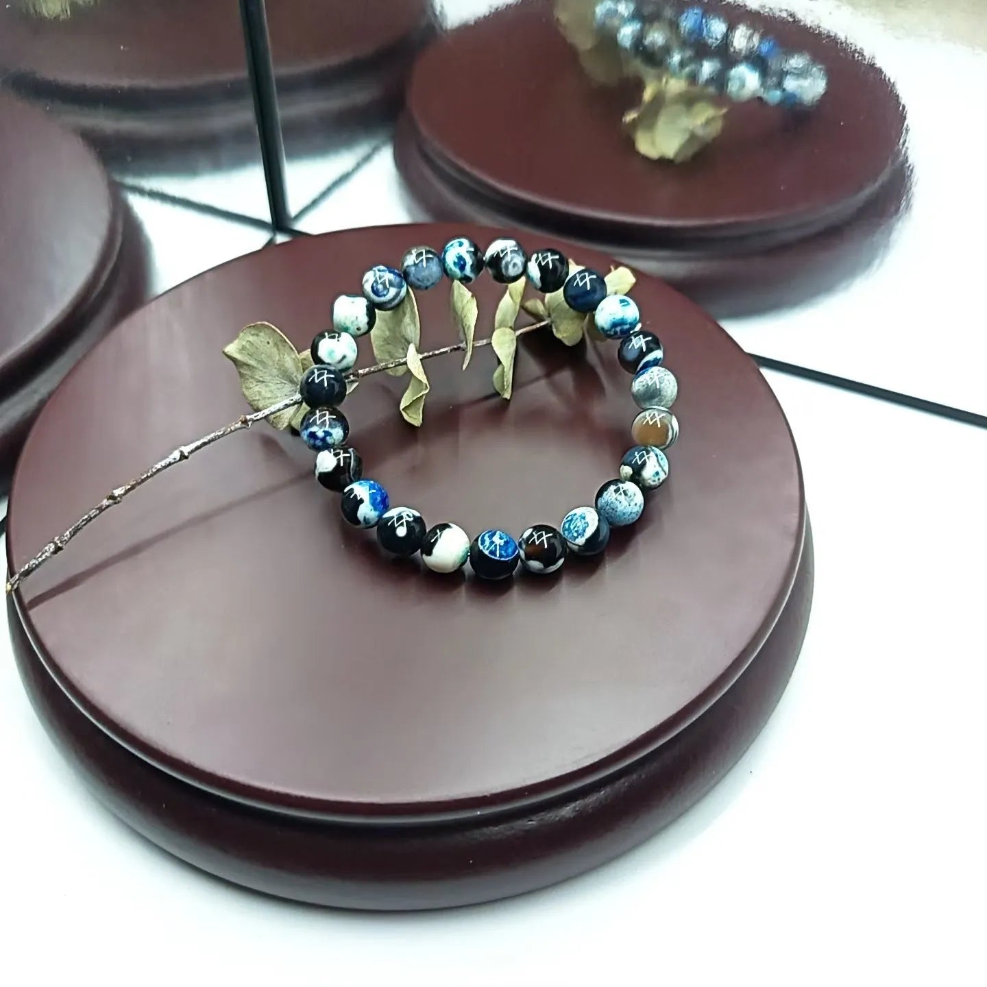 8mm diameter natural agate beaded bracelet with glass and coloured glaze beads in bohemian style