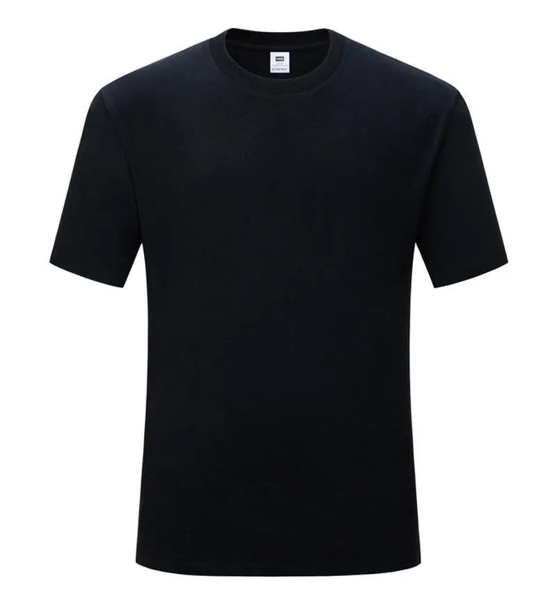 Cotton slim fit t-shirt in black or white with round neck and short sleeves