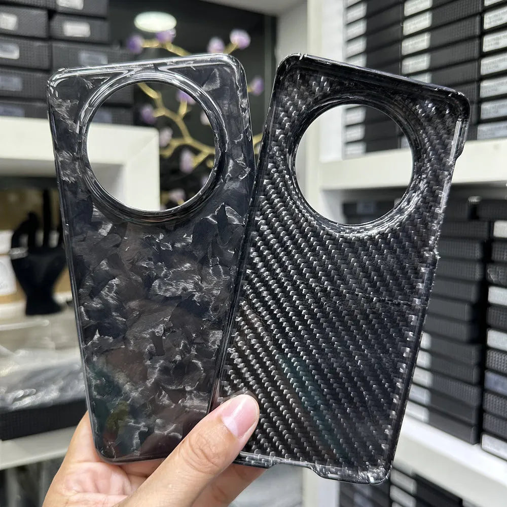 Carbon fibre phone shell for Huawei Mate60 Pro with forged pattern in black, heat dissipation hard case