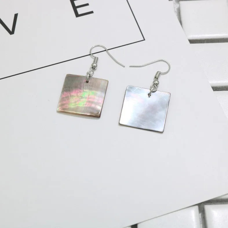 Women's geometric shell earrings in retro vintage style with square panther or rectangular shell design