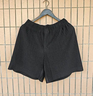 Draping effect elastic waist tie hole mesh casual pleated shorts in black