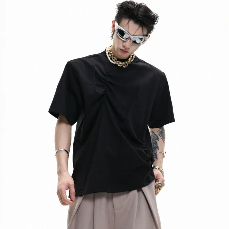 Men's black cotton t-shirt with pleated detail and round neck collar
