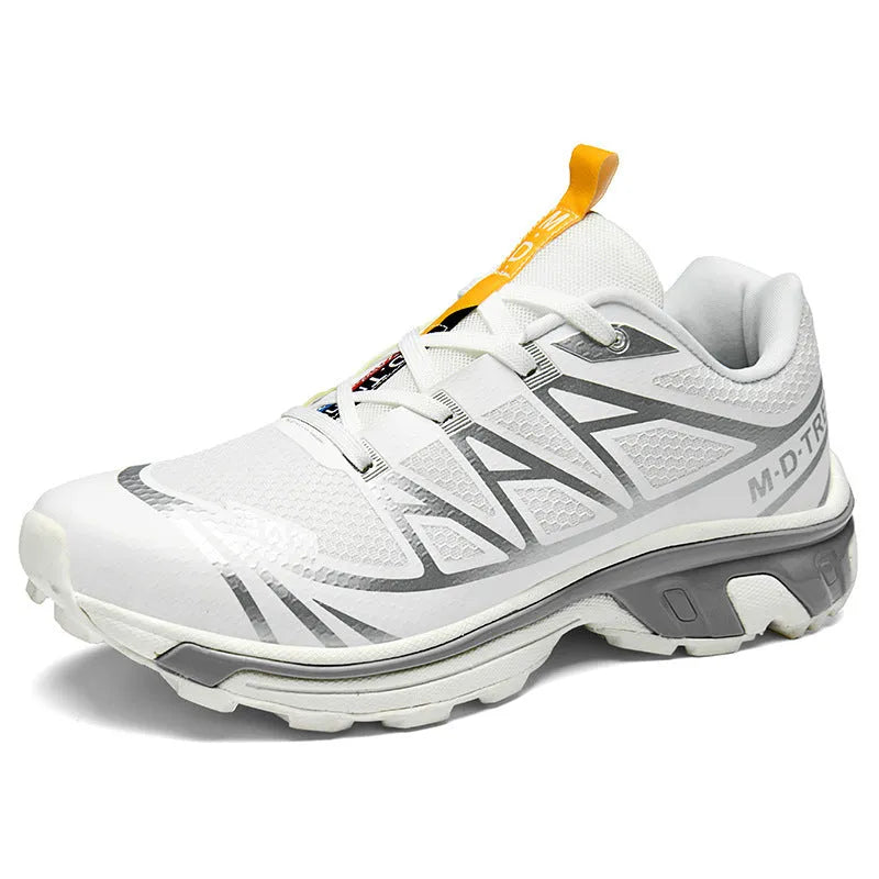 Low-top lace-up hiking shoes in khaki colour with round toe and rubber sole for casual outdoor wear.