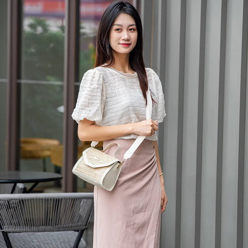 Simple woven sequin decorative crossbody small square bag in straw, four colour options: white, pink, black, dark brown.