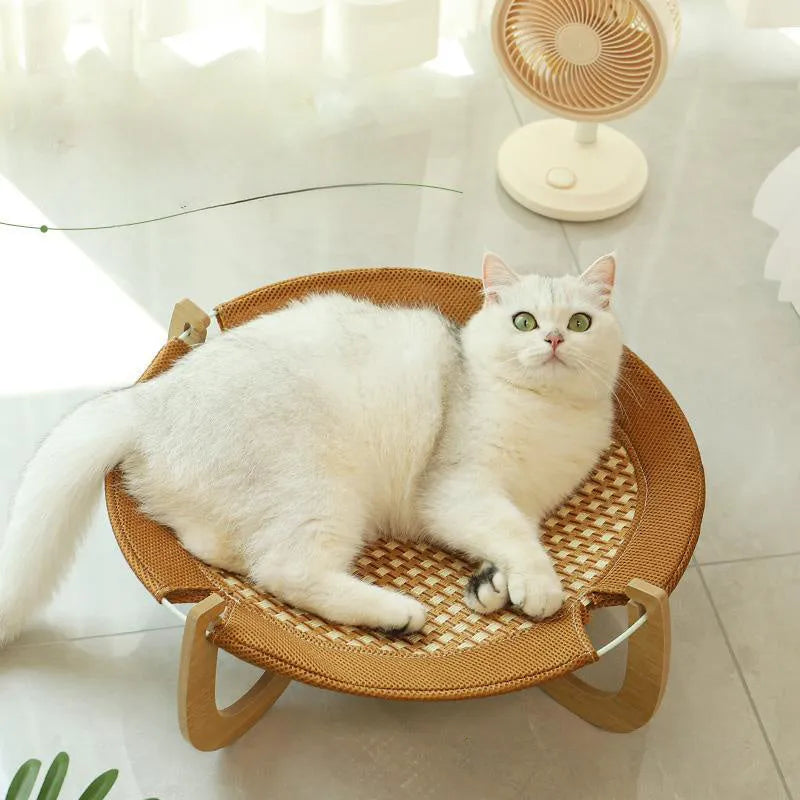 Brown woven rattan pet bed measuring 46x46x17.5cm for cats and dogs