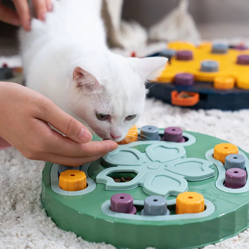 Interactive dog slow feeder bowl with removable centrepiece in blue, green, or pink