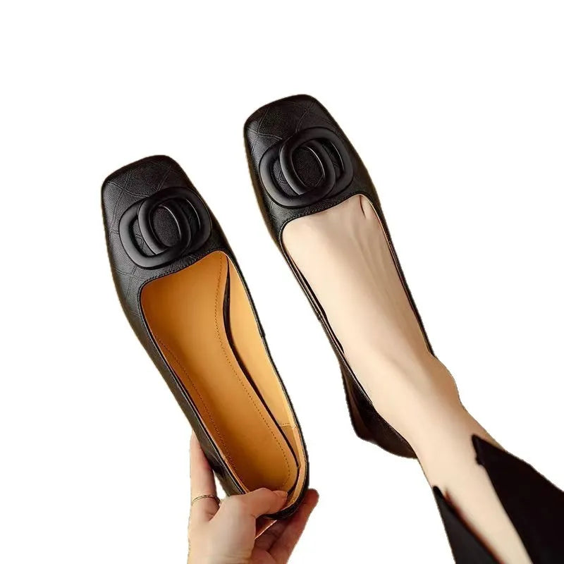Women's microfiber flat pumps with mid chunky heel, square toe and buckle, light brown or black, sizes 35-40.