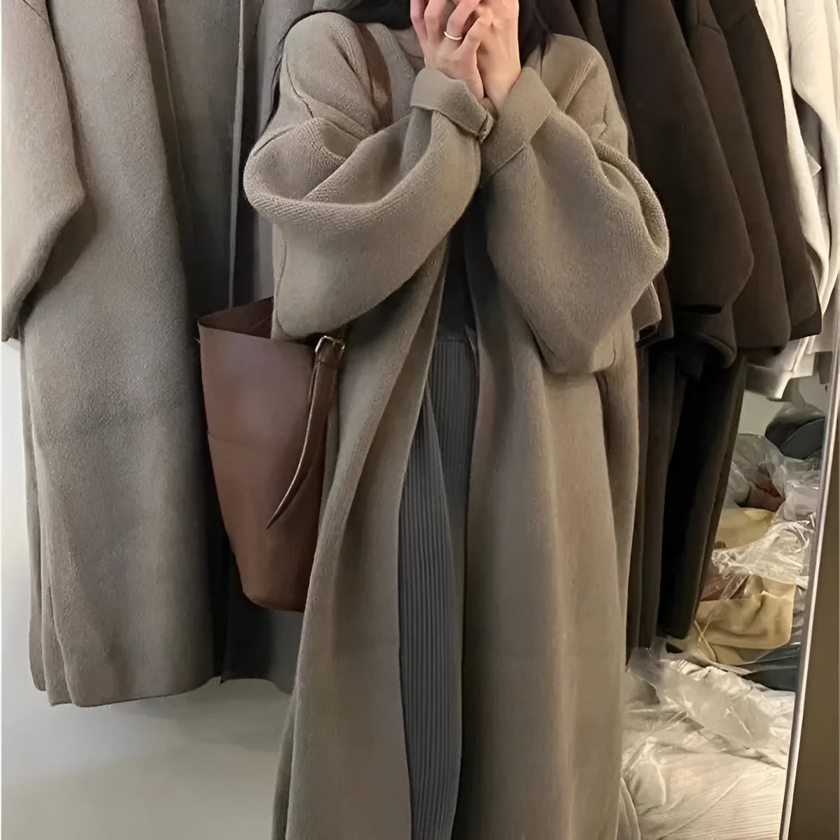 Women's loose fit knitted cardigan coat in solid colour with long sleeves and splicing detail, acrylic fibre, free size