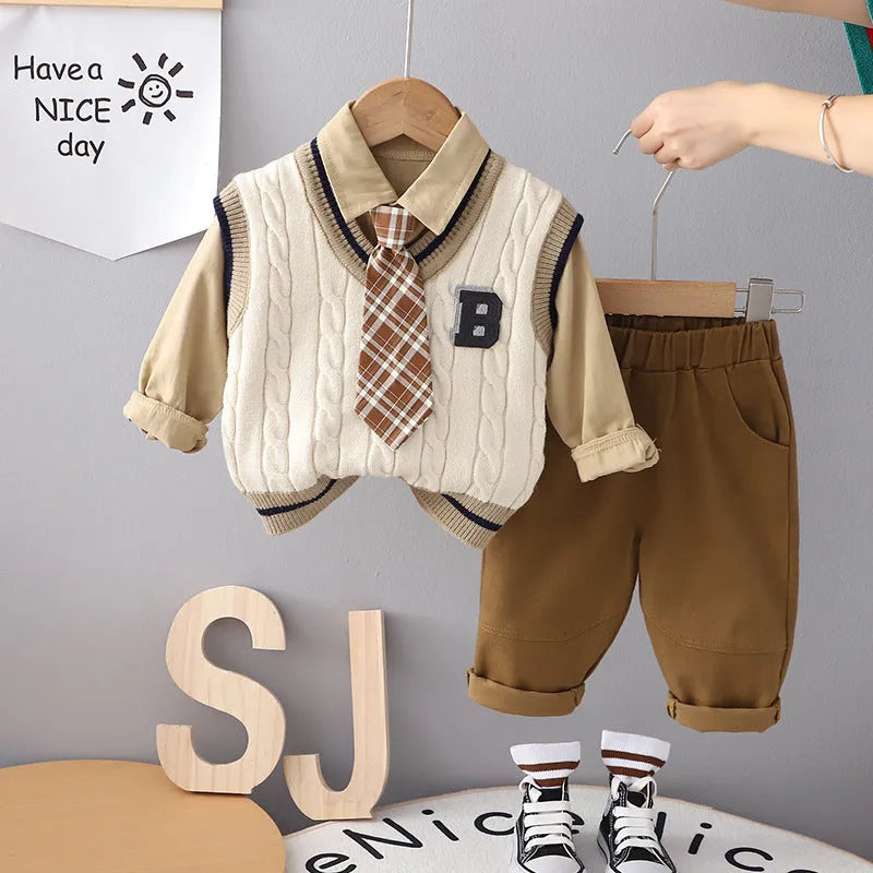 Boys cotton three-piece suit set with letter print blouse, trousers, and B-shaped sweater vest in beige