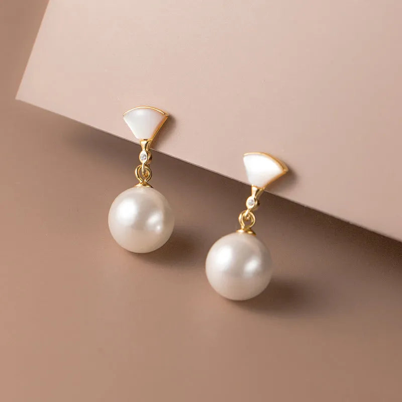 Gold 925 silver fan-shaped shell pearl earrings for women, geometric ancient style, pair