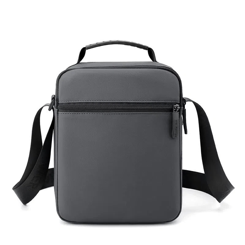 Men's water-repellent PU crossbody bag in army green, compact size 20x9x25 cm, single-shoulder style