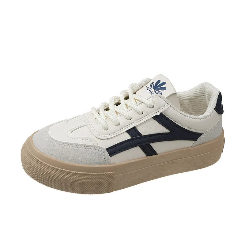 Low-top brown and blue casual board shoes with patent leather upper and flat rubber sole