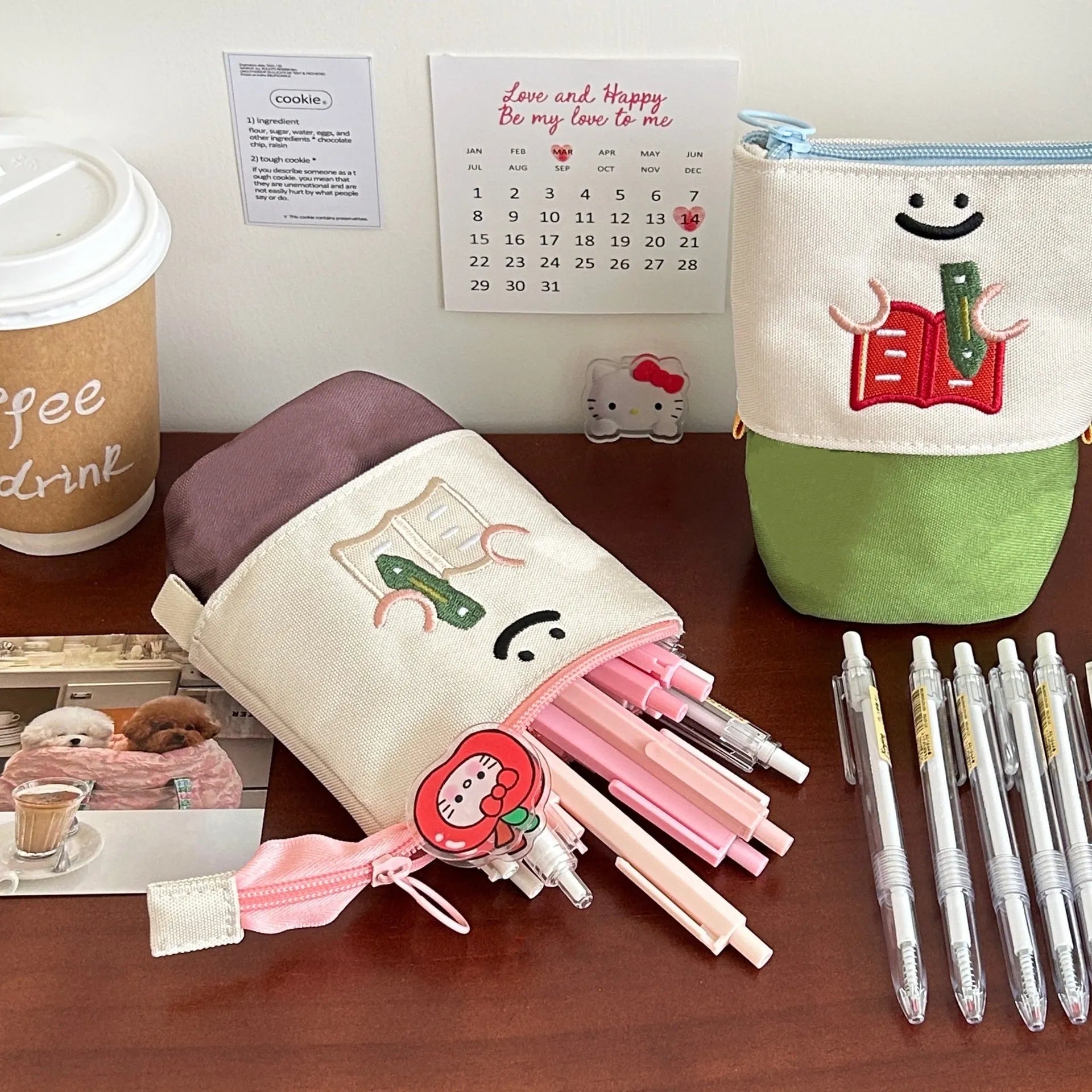 Cartoon Korean style collapsible pencil case in Oxford fabric measuring 17cm by 14cm