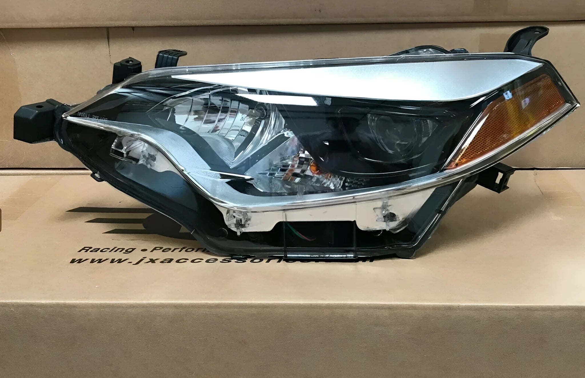 Halogen headlight assembly for 2014-2015 Toyota Corolla passenger side, polycarbonate lens