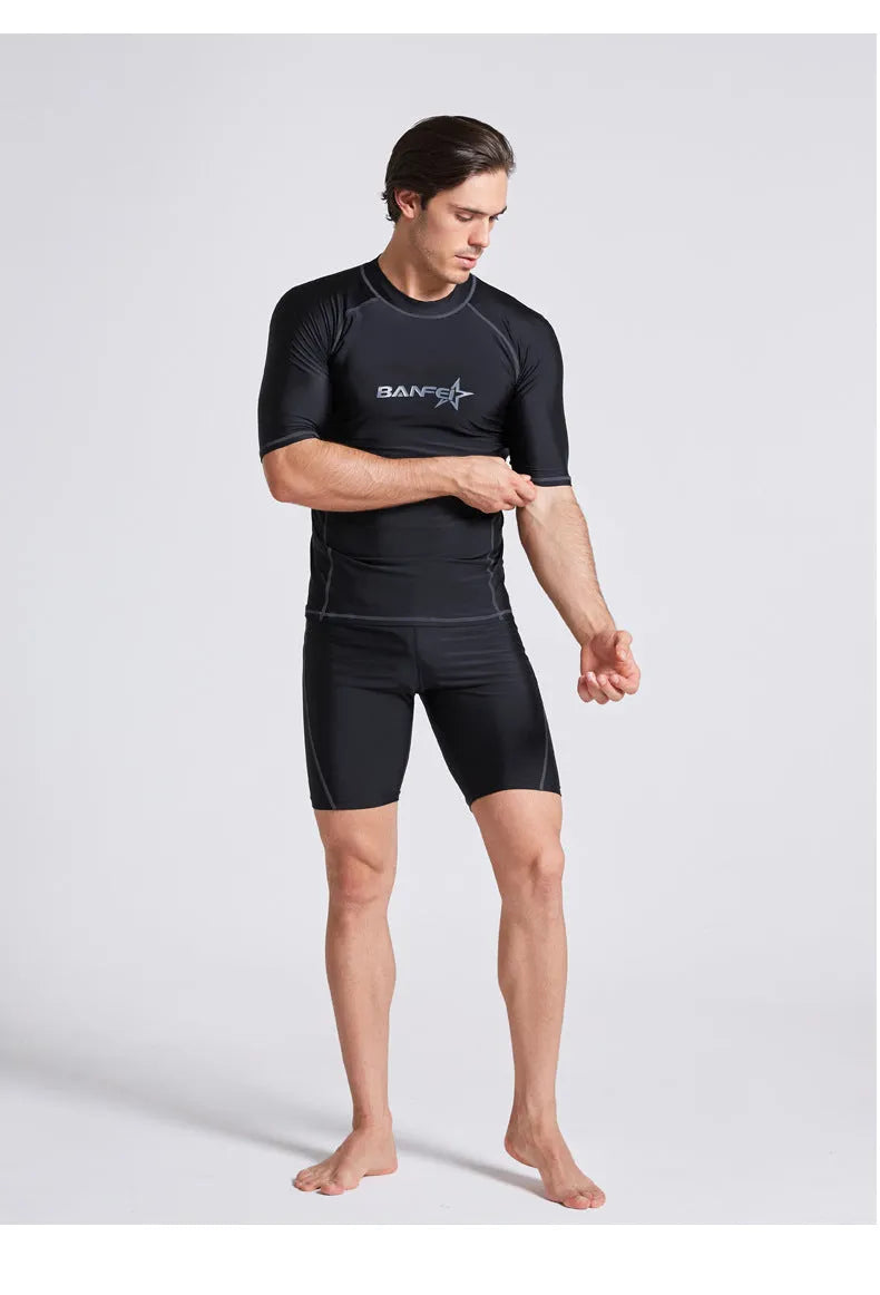 Men's quick-drying half sleeve swimsuit set for snorkelling and surfing in nylon fabric