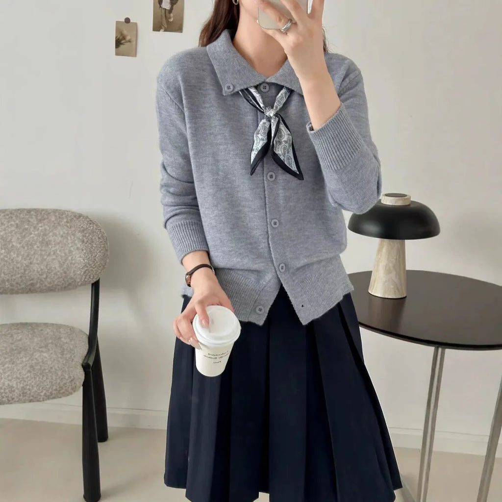 Lapel scarf cardigan sweater in acrylic fibre with splicing design elements and long sleeves