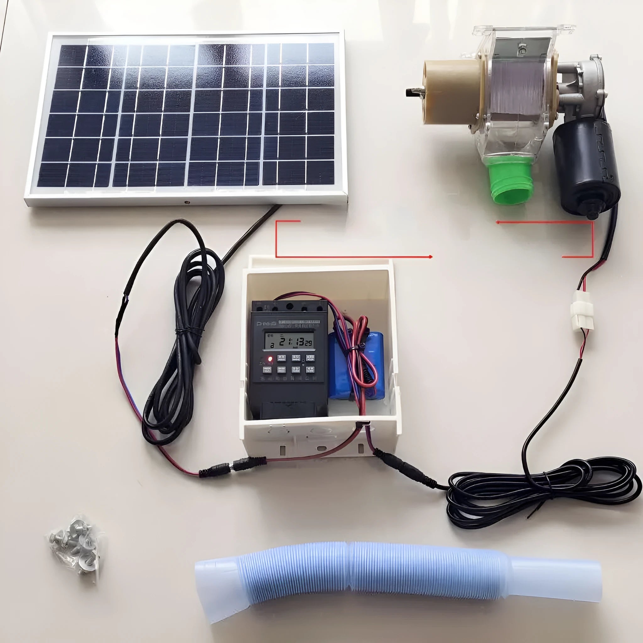 Solar-powered automatic chicken feeding device with timer and watertight caisson housing