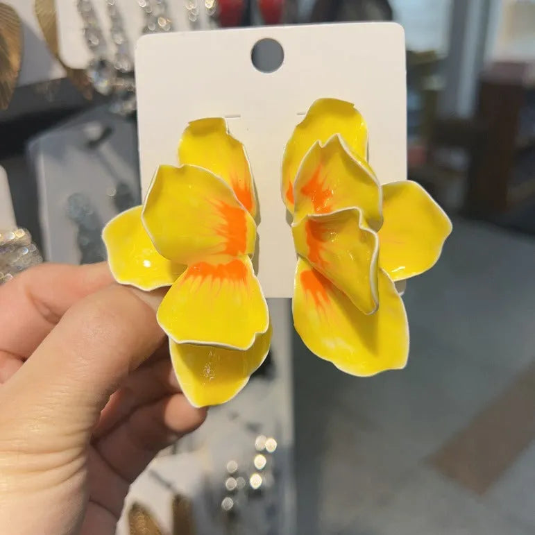 Alloy electroplated flower stud earrings with oil-spot glaze finish in four colour options