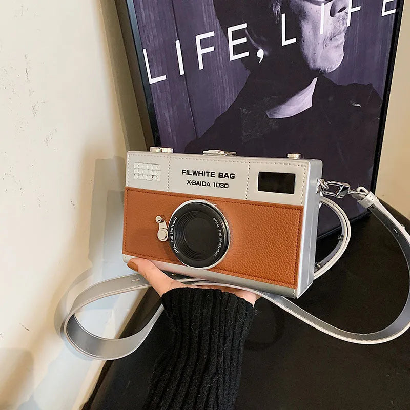Mini crossbody all-matching chain camera bag in soft PU, horizontal square shape, black colour option