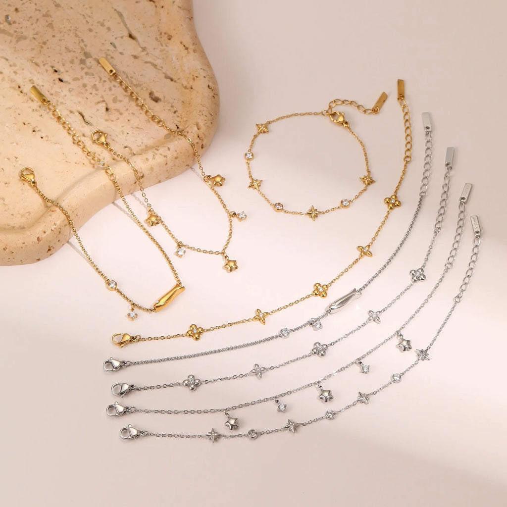 Women's gold-plated stainless steel bracelet with star-shaped zircon pendant