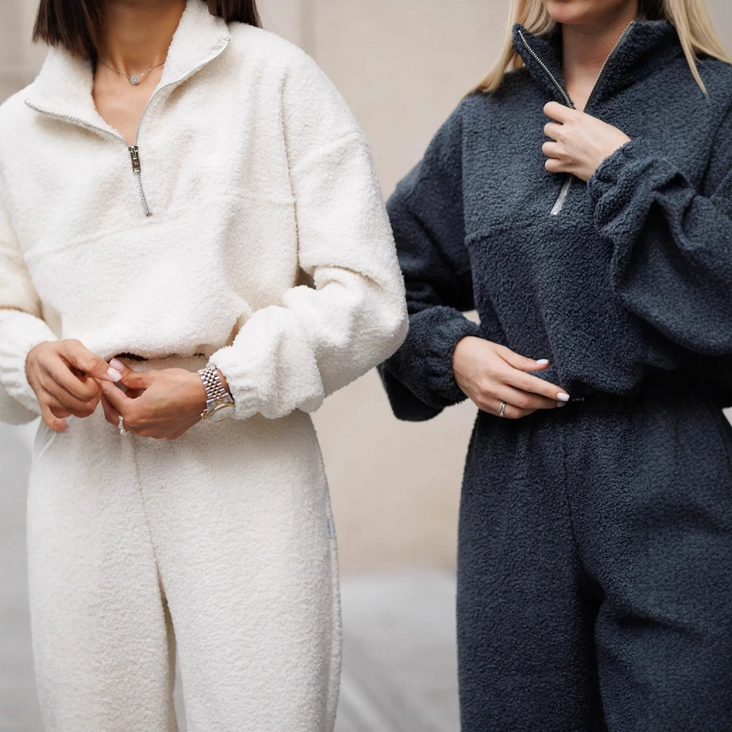 Polar fleece two-piece suit with long sleeve top and trousers in cotton, solid colour, sizes S M L, grey or white