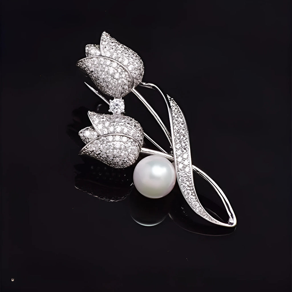 Flower-shaped brooch with micro-inlaid zircon stones in 181 silver tulip colour on alloy base