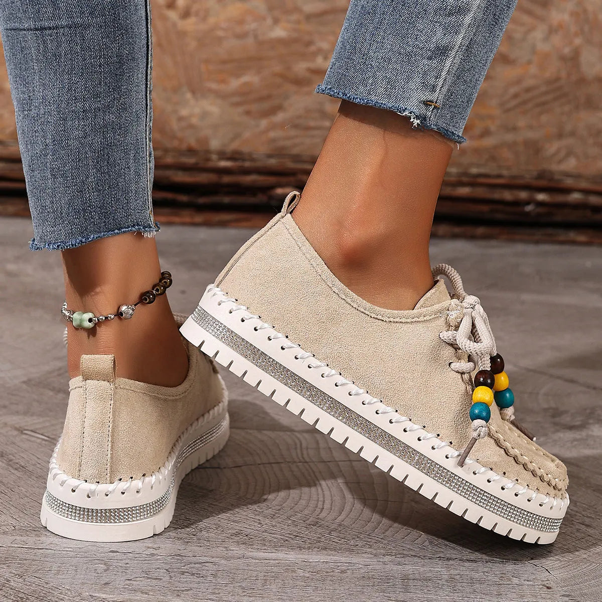 Retro full-covered women's flats in beige and camel, suede upper, thick rubber sole, lace-up, sizes 36-43