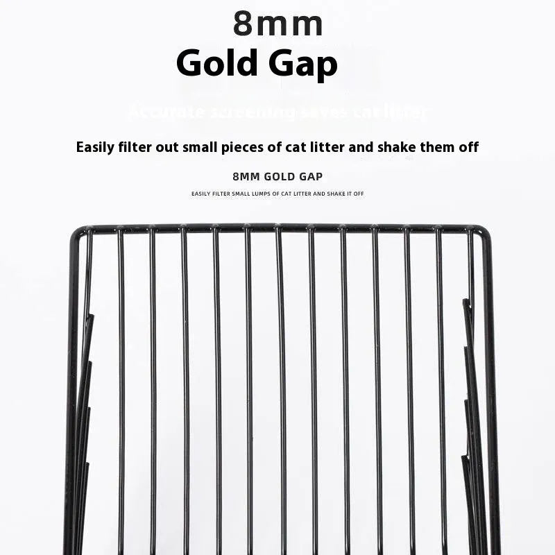 Black metal cat litter scoop with a 0.8cm wide gap between its tines.