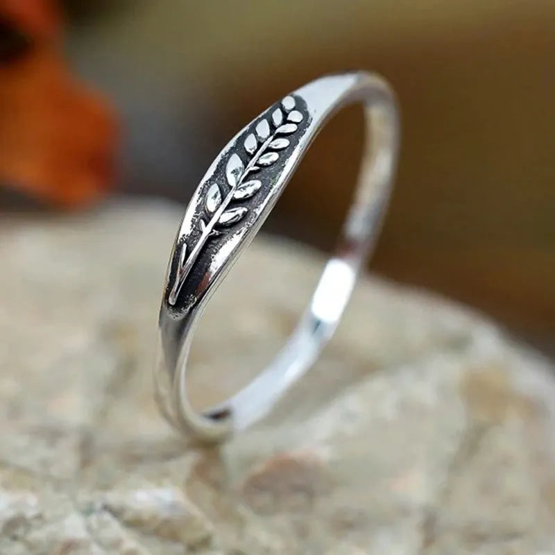 Copper wheat relief simple design single ring for women, antique silver electroplated finish, flower shape