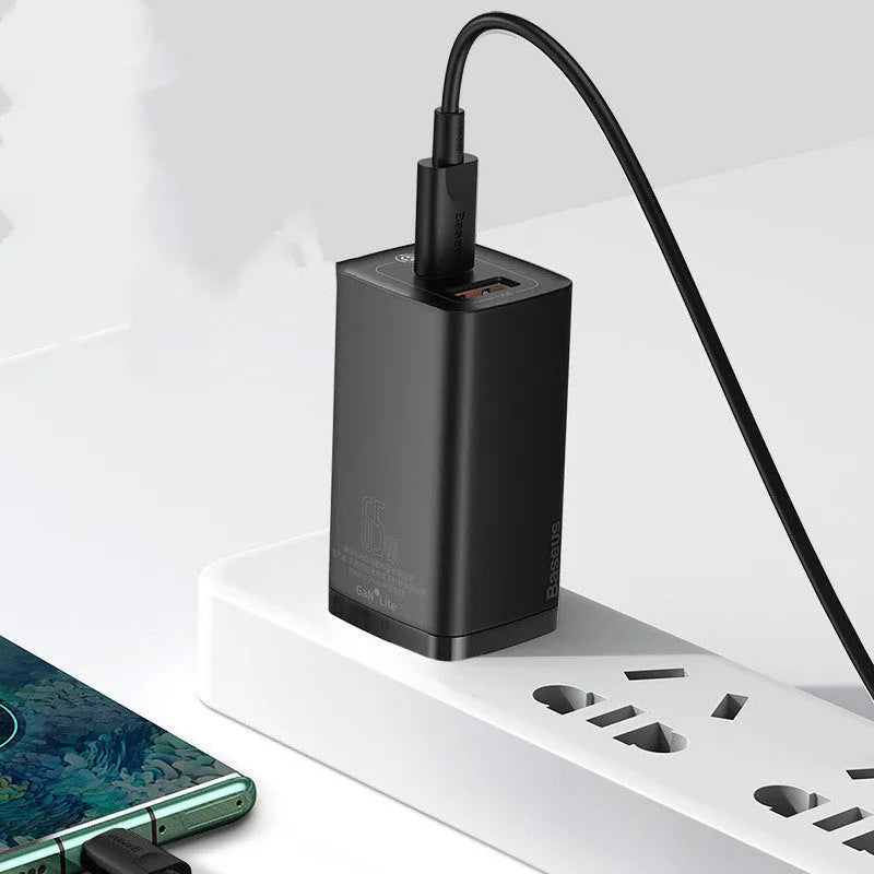GaN dual-port charger with USB and USB-C in white and black, for 220V US outlet