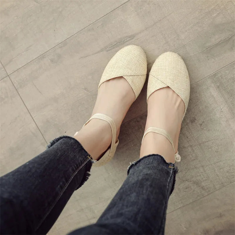 Women's wedge sandals with ankle-strap buckle in beige, plastic upper, slingback style, TPR sole