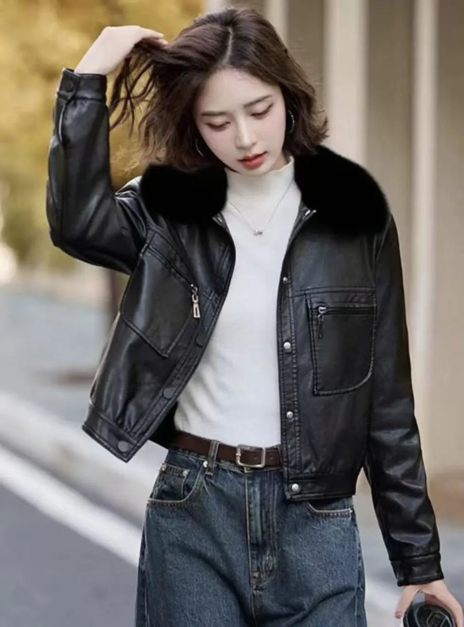 Women's fleece-lined faux leather coat in black, short lapel Western style, available in sizes L to 4XL