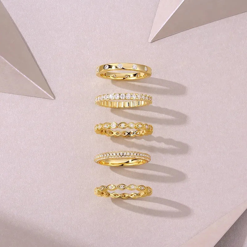 Wedding ring set with top-quality moissanite stones in S925 silver gold-plated yellow gold colour, gift box packaging