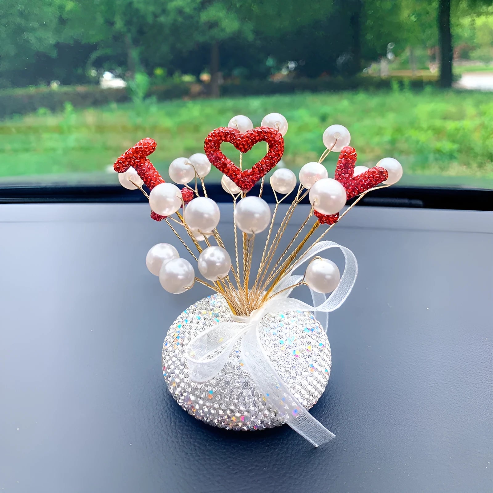 Clay diamond star car console decoration in pearl colours with heart and starry sky motifs