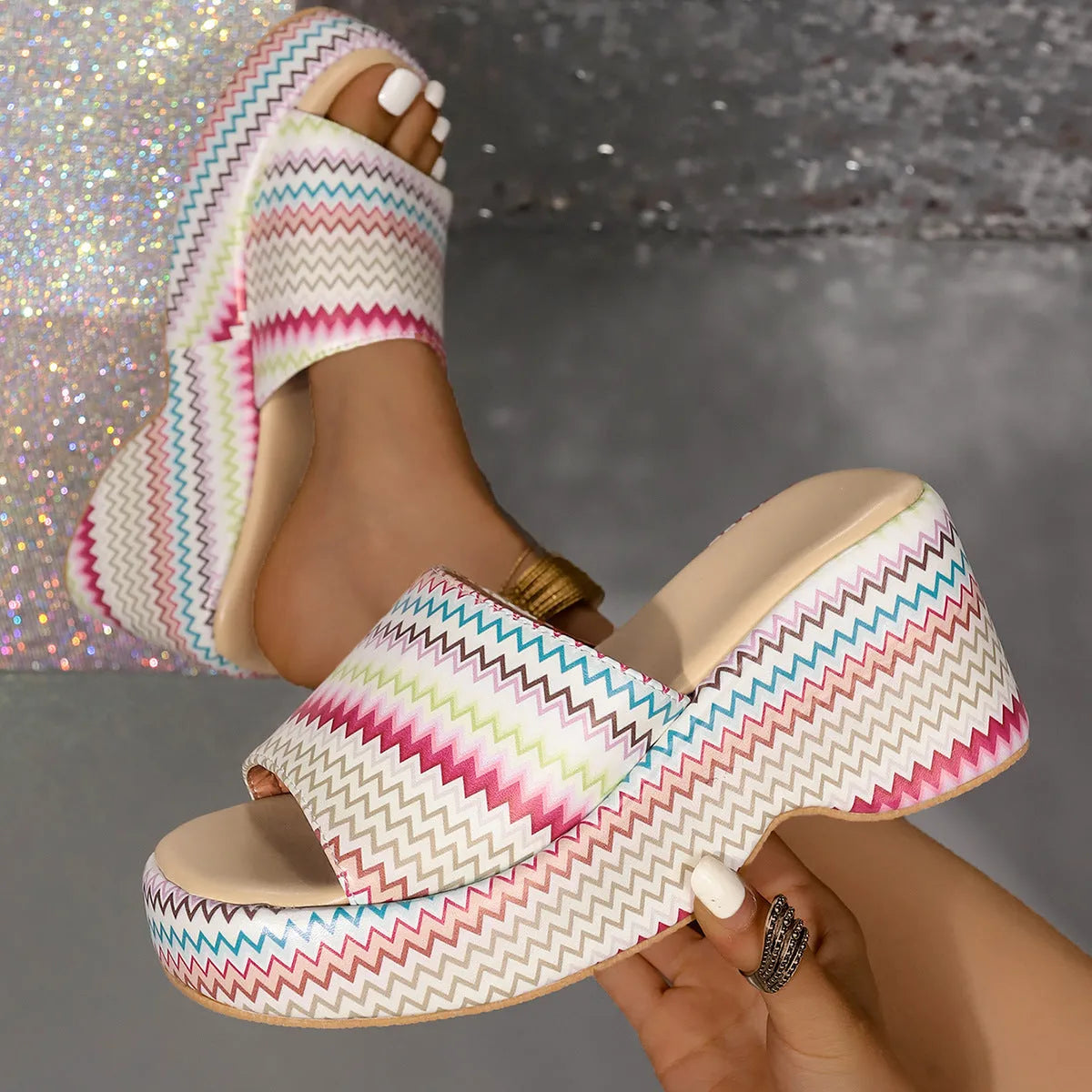 Women's wedge sandals with wave print pattern, thick rubber sole and fish mouth toe design in beige colour