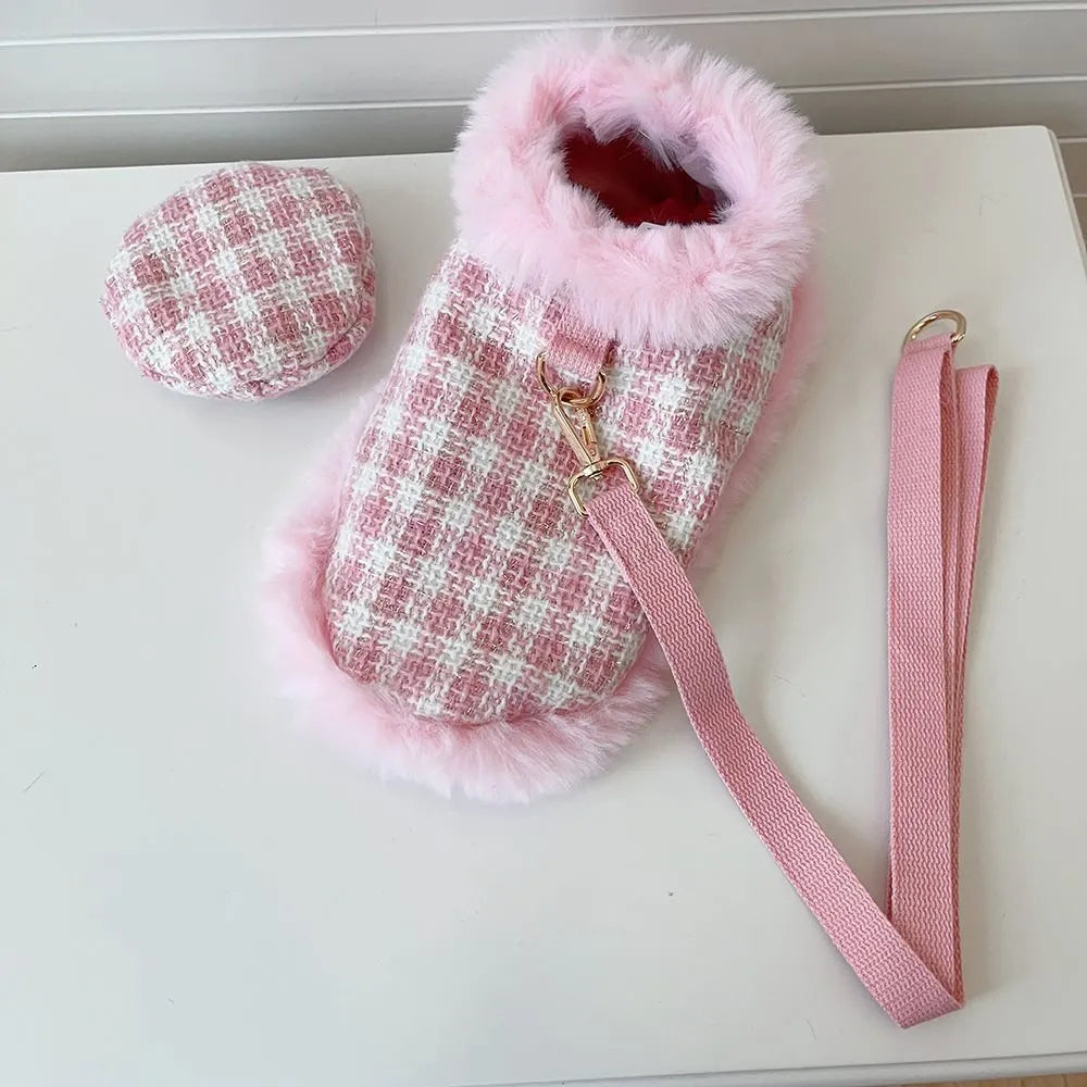 Pink polyester cat costume set with cape, beret and hand-holding rope leash in sizes XS to XL