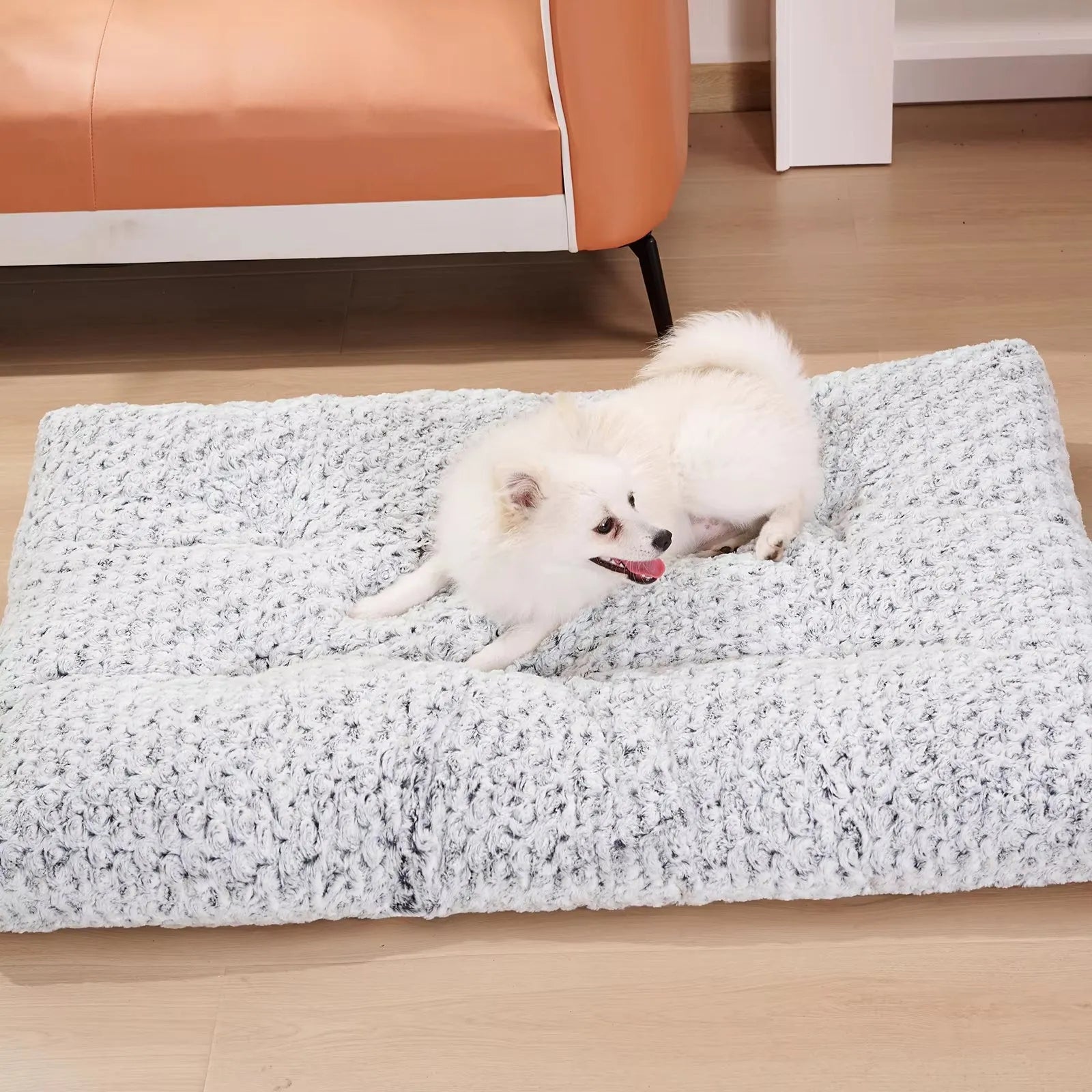 Washable plush dog bed mat in rose velvet, anti-slip bottom, suitable for medium to large dogs