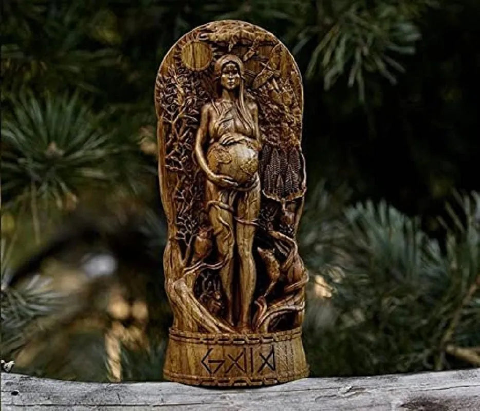 Hand-finished resin Greek goddess statue on a 9cm by 3cm base, showing detailed sculptural features.