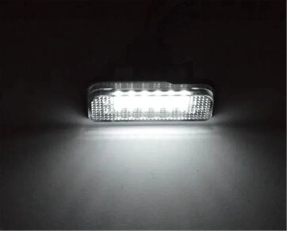 Mercedes-Benz LED licence plate light with 18 SMD LEDs and PC housing