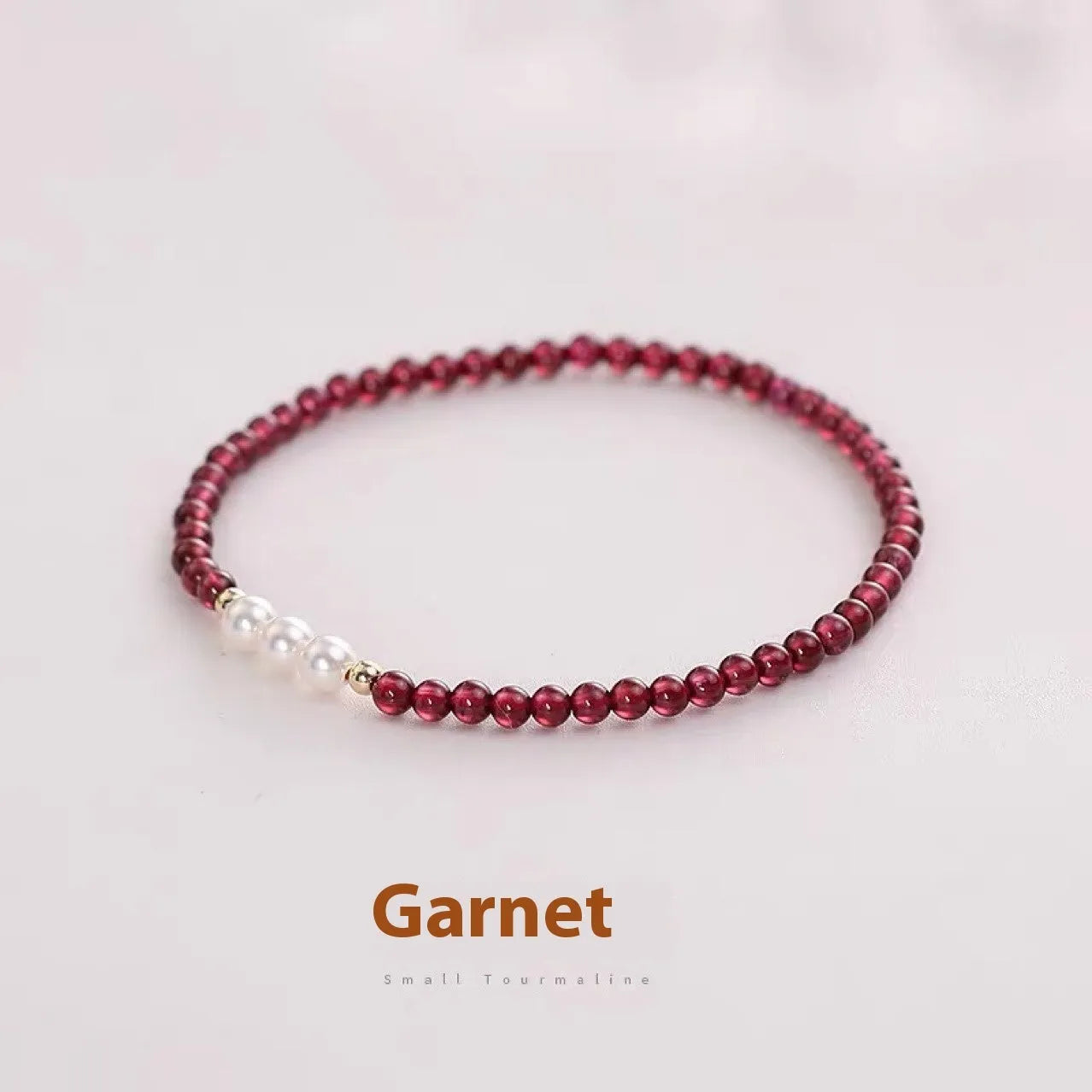Women's crystal bracelet with an artificial pearl in 3mm or 4mm size for OL fashion style.