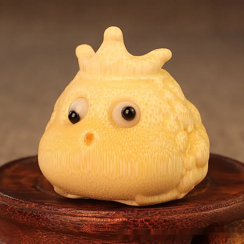 Solid bamboo hand-carved Crown Princess Toad ornament measuring 5.0 cm.
