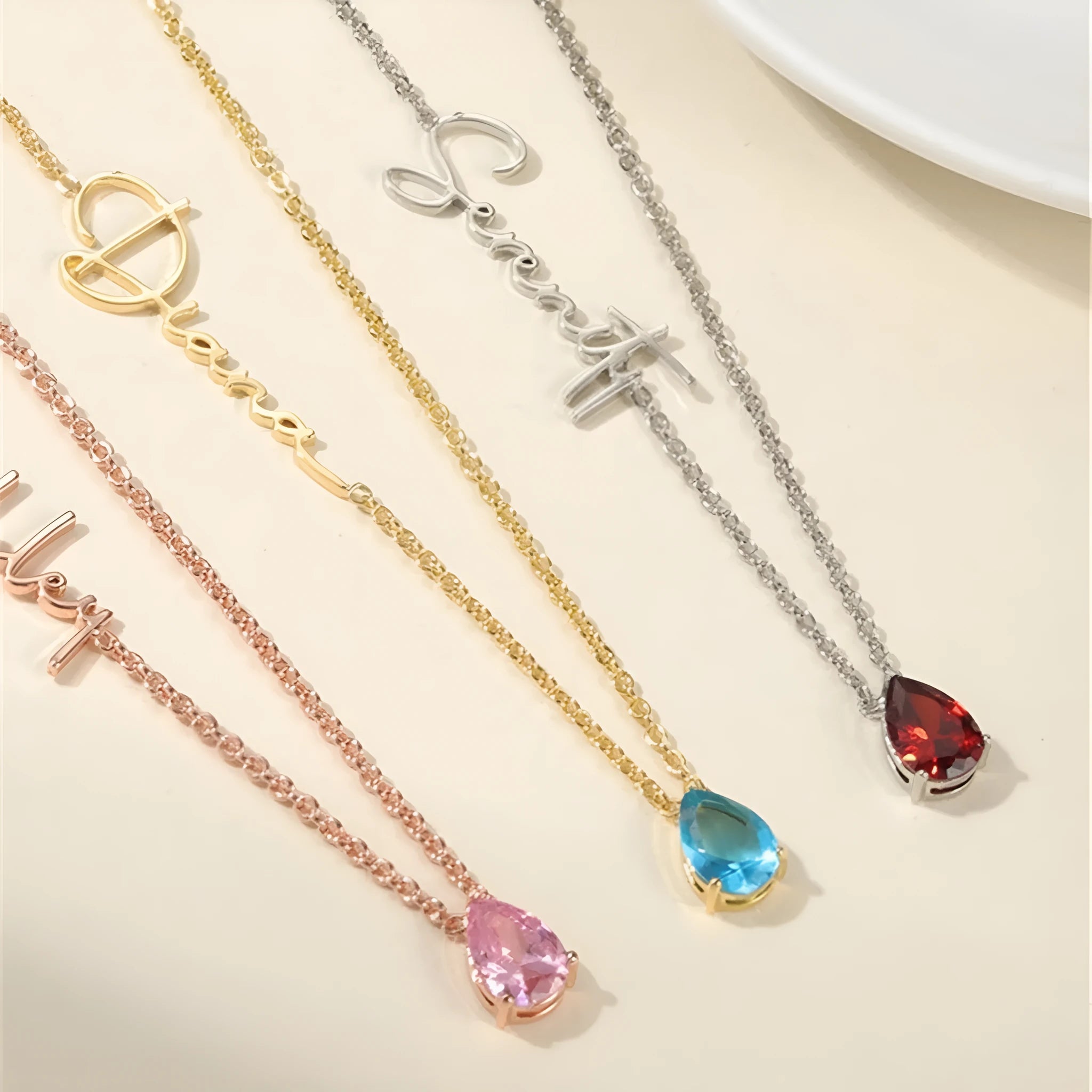 Stainless steel custom name necklace with gold electroplated pendant letter design on unisex chain
