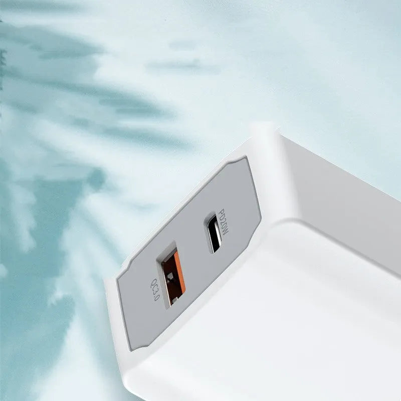 White European standard fast charge phone charger set with USB interface and fireproof ABS PC construction