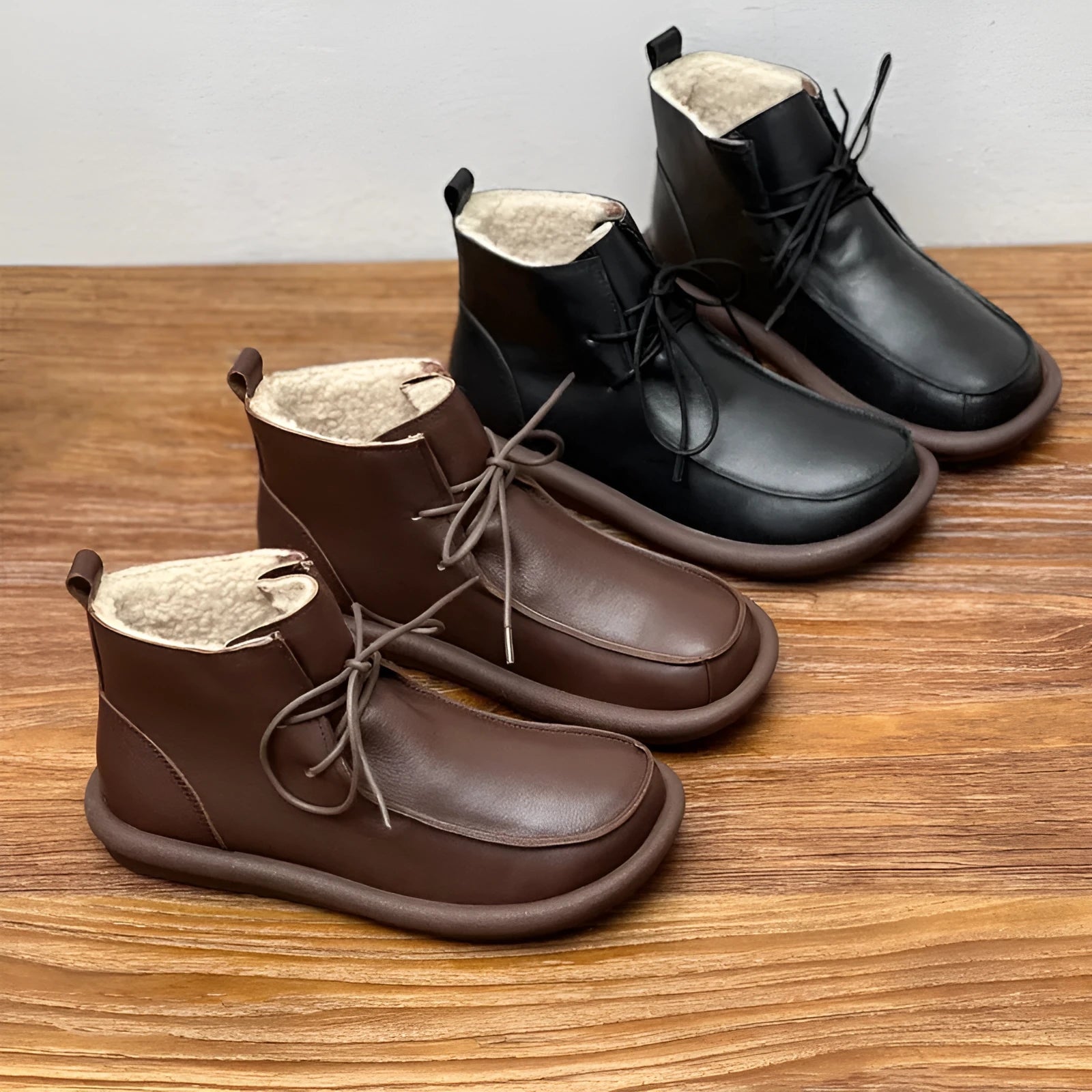 Women's flat heel cowhide boots in black and coffee with optional velvet lining